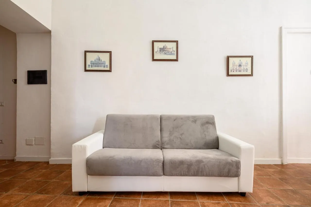 Piazza Portanova Apartments Naples