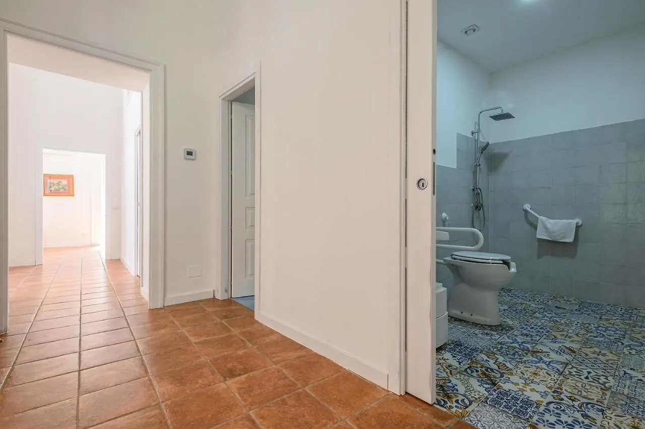 Piazza Portanova Apartments Naples